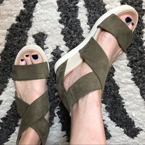 moss green Dr. Scholl's® Sheena Wedge Sandal, 10